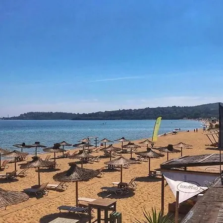 шангри ла - 1, плаж градина Camping *